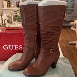 Guess, size 8 M, light brown leather, worn once to a wedding. Great condition!